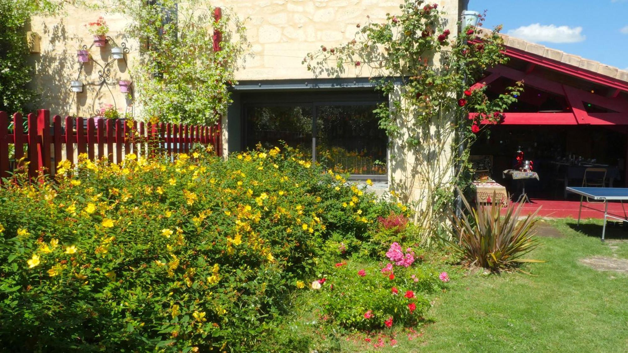 Les Jardins D'Ispahan Prignac-et-Marcamps エクステリア 写真